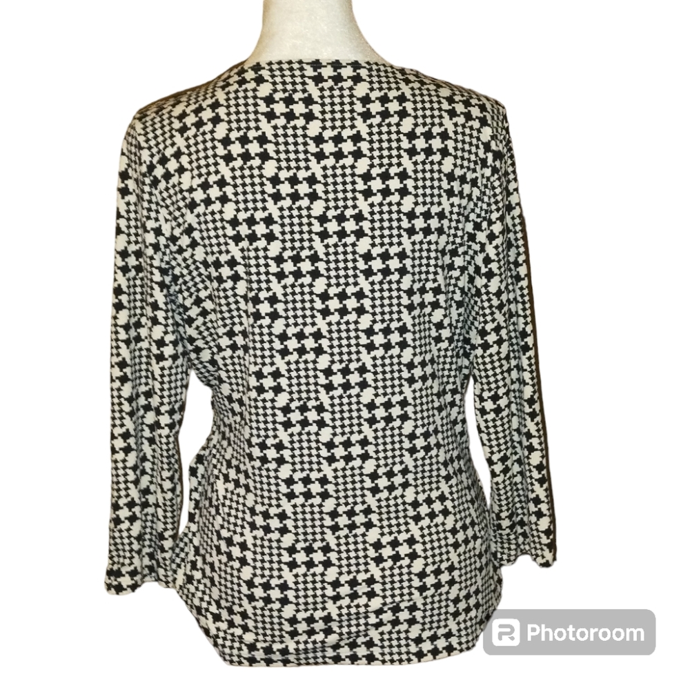 Talbots Faux Wrap Top Houndstooth Pattern Size Me… - image 4
